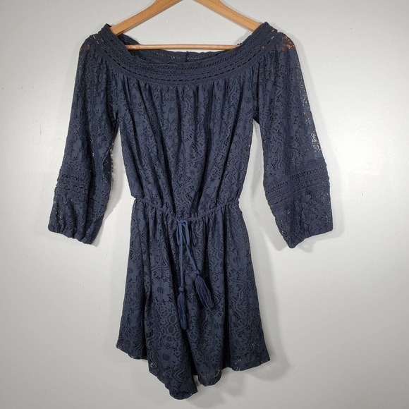 Hollister Off Shoulder Lace Romper Shorts Navy Size Small - Picture 9 of 11